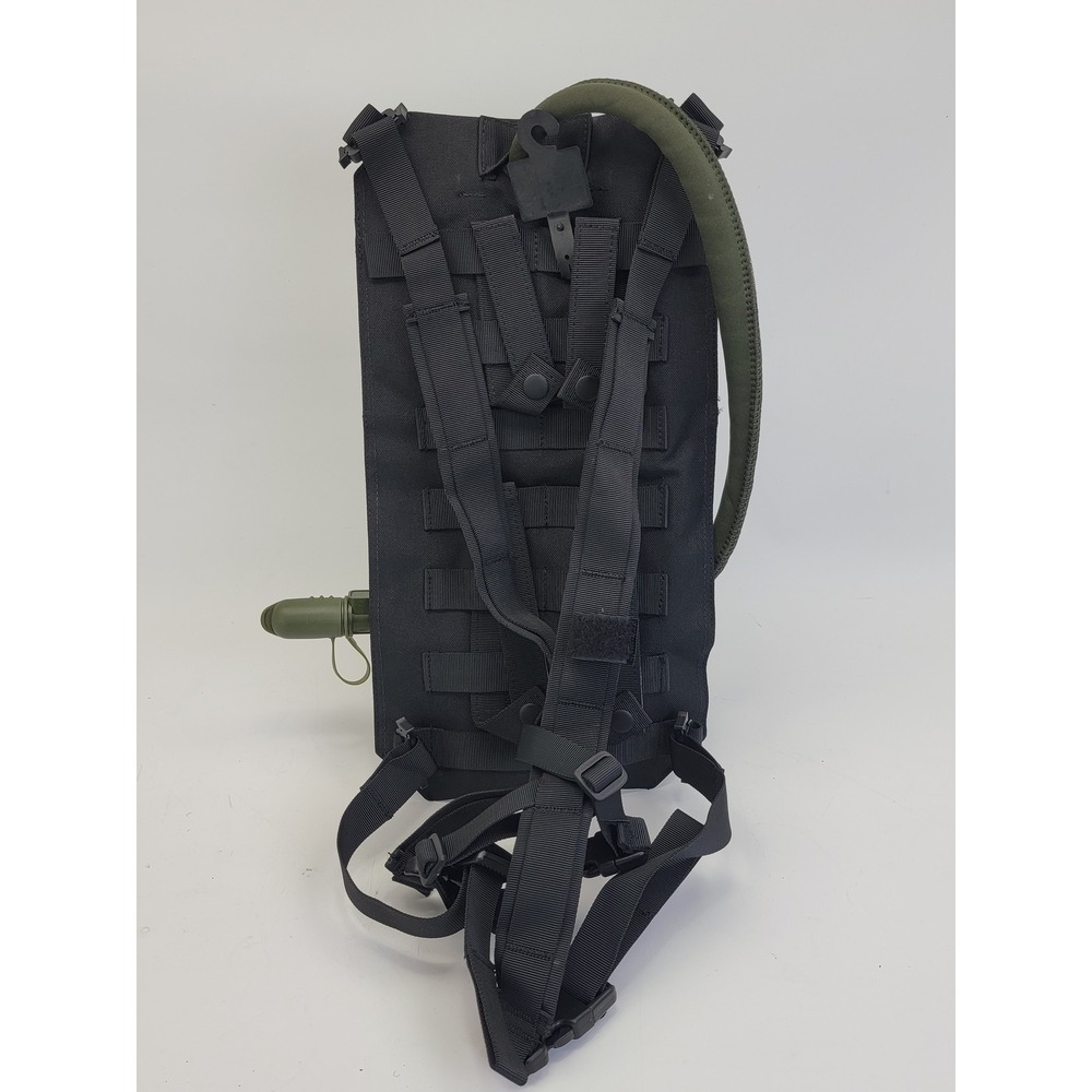 Condor Oasis Hydration Carrier HCB3 Black Tactical MOLLE 2.5L Bladder Pack NEW - Picture 2 of 2